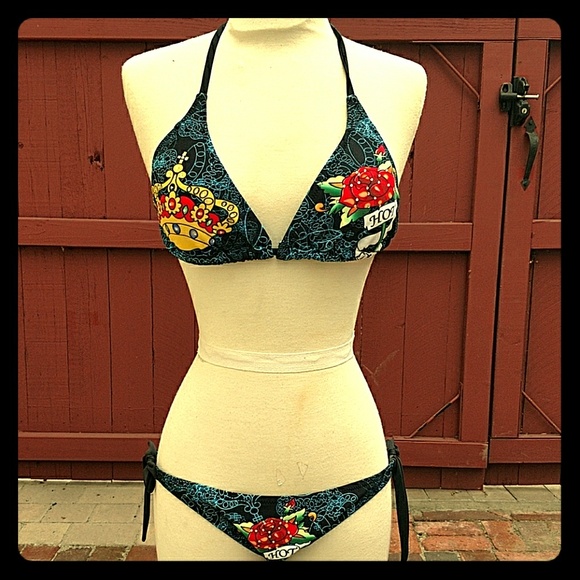 Swimsuit - Picture 1 of 4